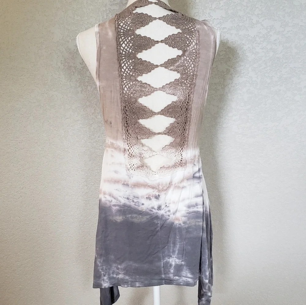 Voice of Califonia tunic